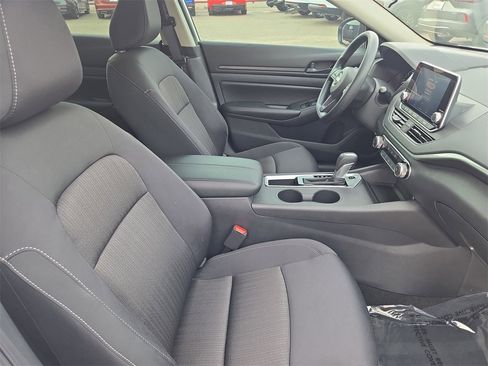 Certified 2025 Nissan Altima 2.5 S image 10