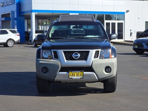 Used 2014 Nissan Xterra S image 3