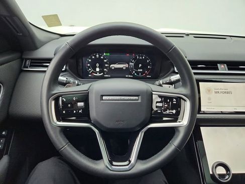 Certified 2023 Land Rover Range Rover Velar R-Dynamic S image 17