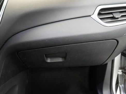 Used 2019 Chevrolet Equinox LT image 33