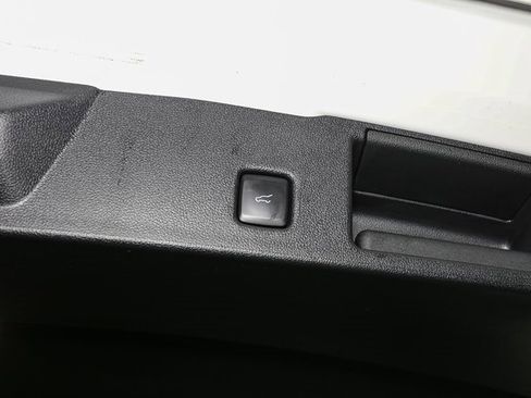 Used 2022 Ford Escape Titanium w/ Titanium Elite Package image 12