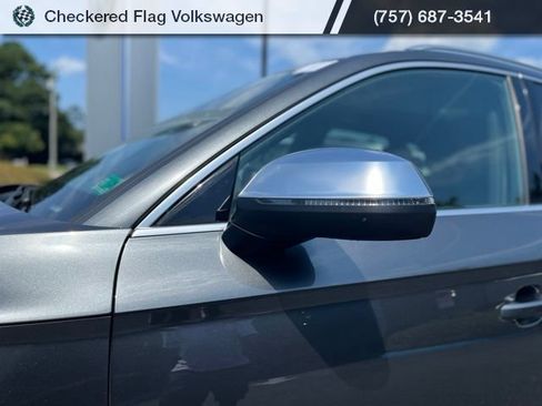 Used 2021 Audi SQ5 Premium Plus AWD/4WD image 2