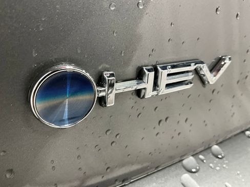 Used 2025 Toyota Camry SE w/ Multimedia Upgrade Package image 25