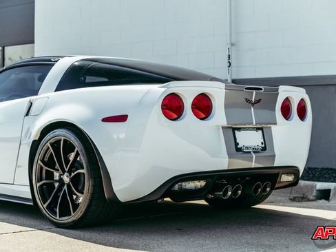 Used 2013 Chevrolet Corvette Z06 w/ 3LZ Preferred Equipment Group RWD image 63