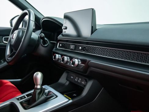 Used 2025 Honda Civic Type R image 34