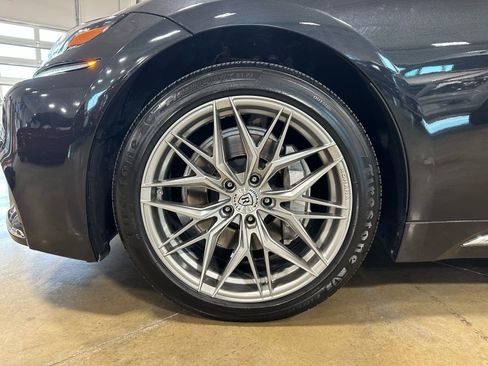 Used 2020 Lexus LS 500 w/ Interior Upgrade Package image 10