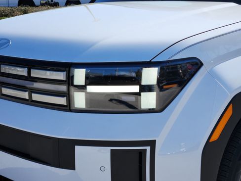 New 2026 Hyundai Santa Fe SE image 6