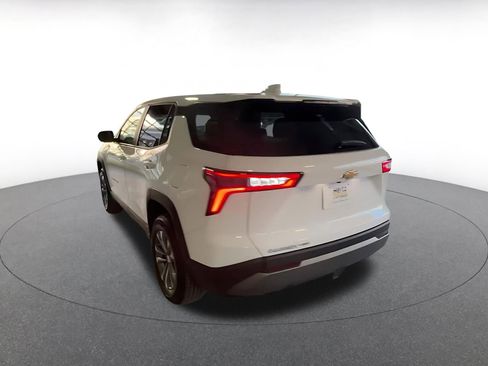 Used 2025 Chevrolet Equinox LT image 16