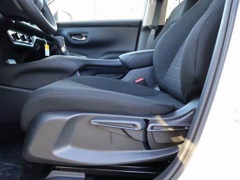 New 2026 Honda HR-V LX image 30