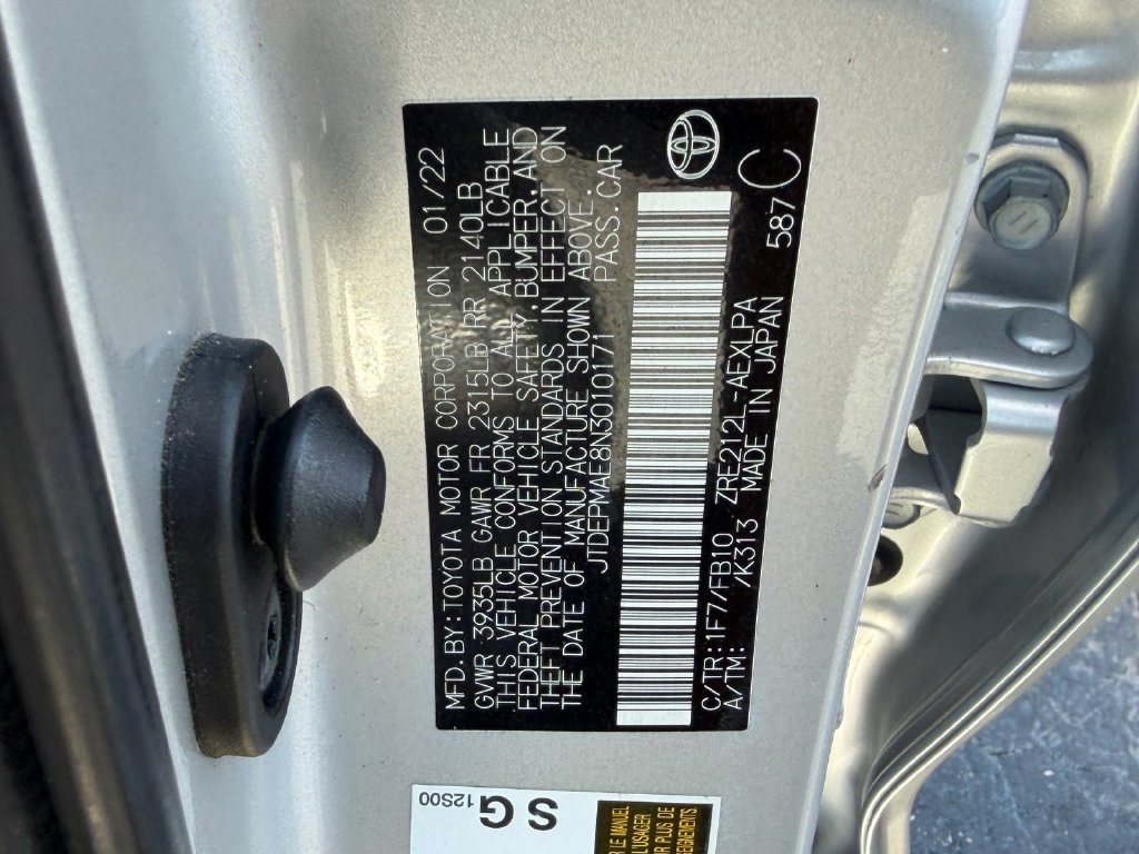 Used 2022 Toyota Corolla LE FWD image 18
