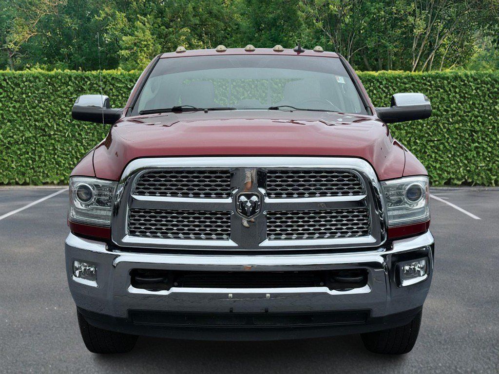 Used 2015 RAM 3500 Laramie w/ Convenience Group AWD/4WD image 9