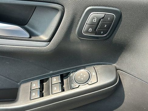 Used 2024 Ford Escape Platinum AWD/4WD image 13