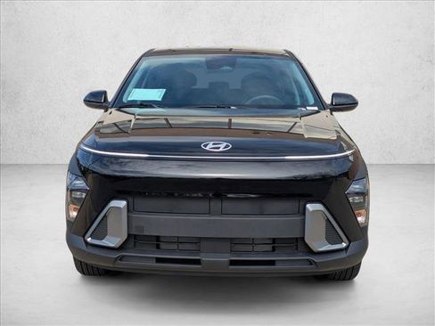 New 2026 Hyundai Kona SE image 6