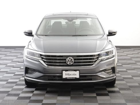 Used 2022 Volkswagen Passat 2.0T FWD image 22