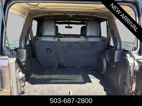 Used 2019 Jeep Wrangler Unlimited Rubicon AWD/4WD image 15