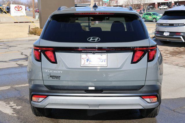 New 2026 Hyundai Tucson SEL Plus FWD image 4