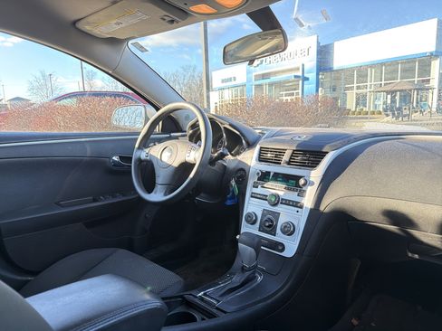 Used 2010 Chevrolet Malibu LT image 16