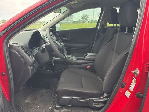 Used 2016 Honda HR-V LX image 14