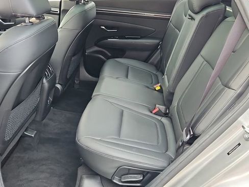 Used 2023 Hyundai Tucson Limited image 13
