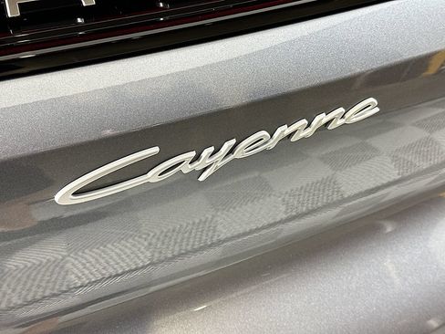 New 2026 Porsche Cayenne AWD/4WD image 34