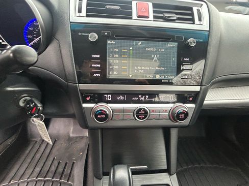 Used 2015 Subaru Legacy 2.5i Premium w/ Moonroof Package image 13