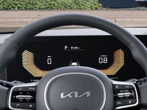 New 2026 Kia Carnival FWD image 26