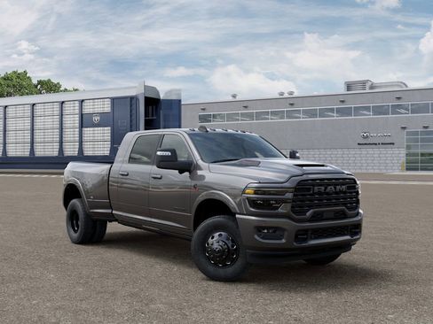 New 2026 RAM 3500 Limited AWD/4WD image 5