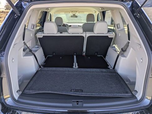 New 2026 Volkswagen Atlas SE FWD image 12