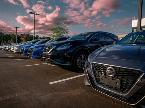 Used 2022 Chrysler 300 Touring L w/ Comfort Group image 14