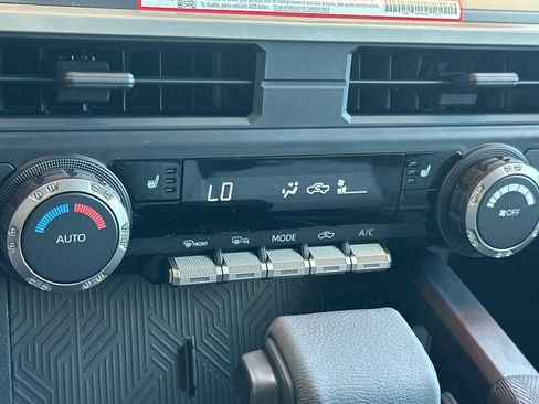 New 2026 Toyota Tacoma 4x4 Double Cab image 21