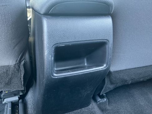 Used 2022 Toyota Corolla LE w/ Carpet Mat Package (TMS) FWD image 31