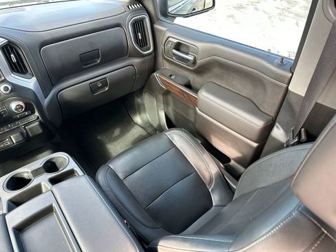 Used 2019 GMC Sierra 1500 SLT w/ Max Trailering Package image 17