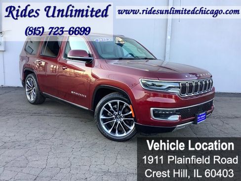 Used 2022 Jeep Wagoneer Series III w/ Premium Group I AWD/4WD image 10