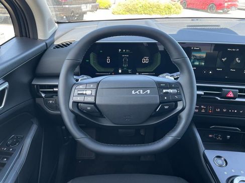 New 2026 Kia Sportage S AWD/4WD image 14