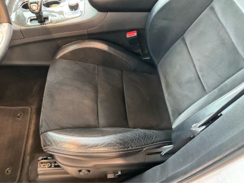 Used 2015 Jeep Grand Cherokee SRT AWD/4WD image 17