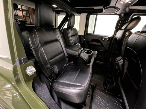 Used 2021 Jeep Wrangler Unlimited Sahara AWD/4WD image 27