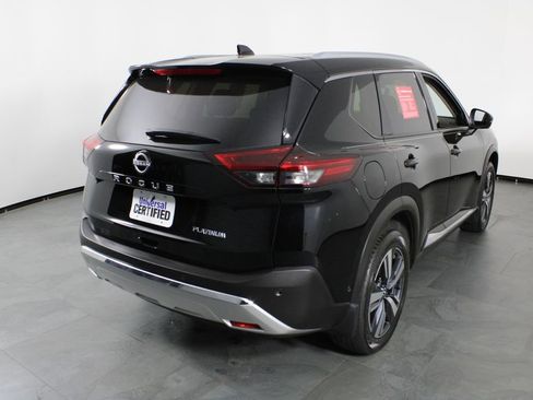 Certified 2023 Nissan Rogue Platinum w/ Platinum Premium Package image 16