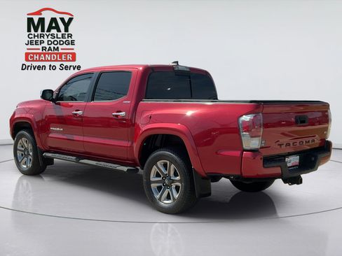 Used 2019 Toyota Tacoma Limited RWD image 5