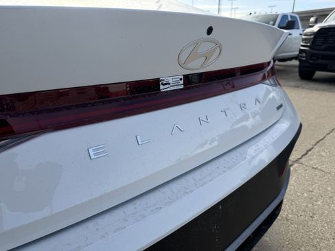New 2026 Hyundai Elantra Blue image 9