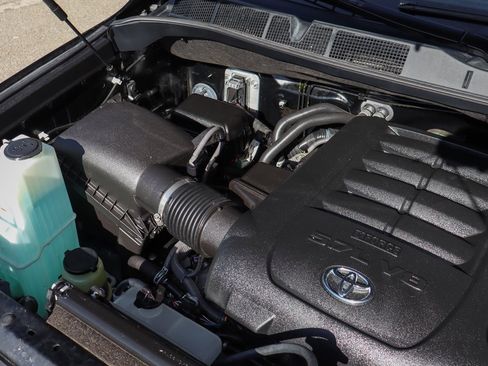 Used 2021 Toyota Tundra SR5 image 11