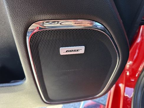 Used 2018 GMC Sierra 1500 SLT image 16