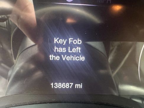 Used 2016 Jeep Grand Cherokee Laredo image 16