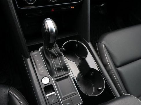 Certified 2023 Volkswagen Atlas Cross Sport SE image 25