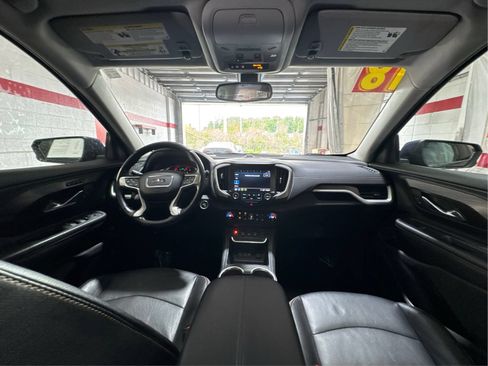 Used 2018 GMC Terrain SLT w/ Preferred Package AWD/4WD image 26