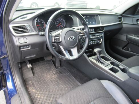 Used 2019 Kia Optima S FWD image 16