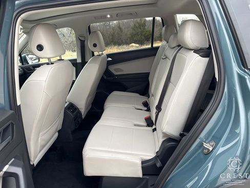 Used 2020 Volkswagen Tiguan SEL image 24