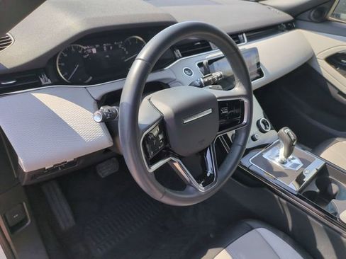 Used 2023 Land Rover Range Rover Evoque R-Dynamic S image 7
