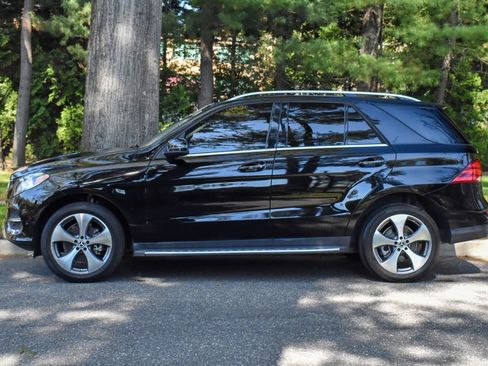 Used 2017 Mercedes-Benz GLE 350 image 3