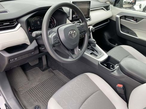 Used 2025 Toyota RAV4 XLE w/ Convenience Package FWD image 23