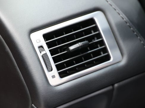 Used 2008 Aston Martin V8 Vantage Roadster RWD image 18
